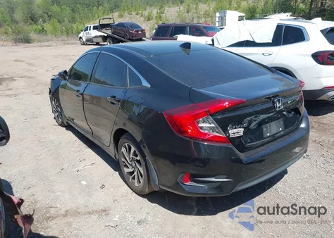 2018 Honda Civic Ex z USA, uszkodzony, nr VIN 19XFC2F7XJE032237